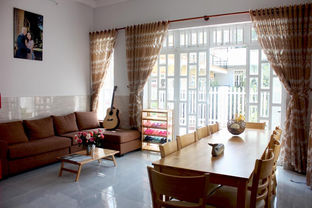 Tree House Hostel Dalat Luaran gambar